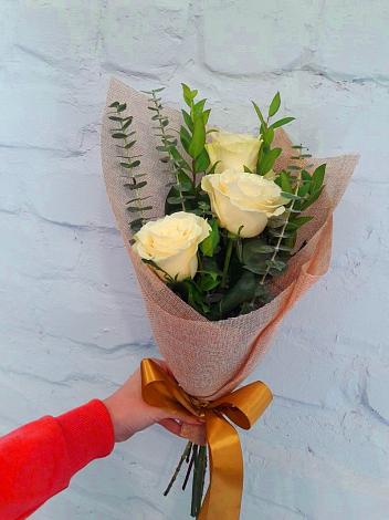 Букет цветов из: Розы в Новом Карачае