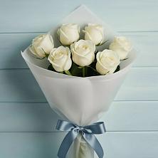 Букет 7 Белых роз Эдлесс Лав в Новом Карачае
