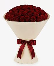 Букет 101 Бордовая роза Блэк Бакарра в Новом Карачае