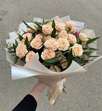 Букет Кремовые розы Латте в Новом Карачае