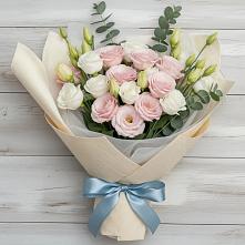 Букет цветов из:  Лизиантусы в Новом Карачае