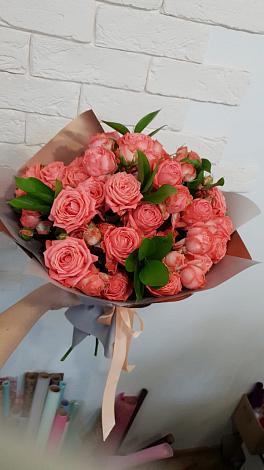 Букет цветов из: Розы в Новом Карачае