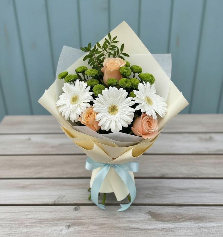 Букет цветов из: Герберы, Розы и Хризантемы в Новом Карачае
