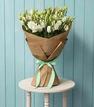 Букет цветов из:  Лизиантусы в Новом Карачае