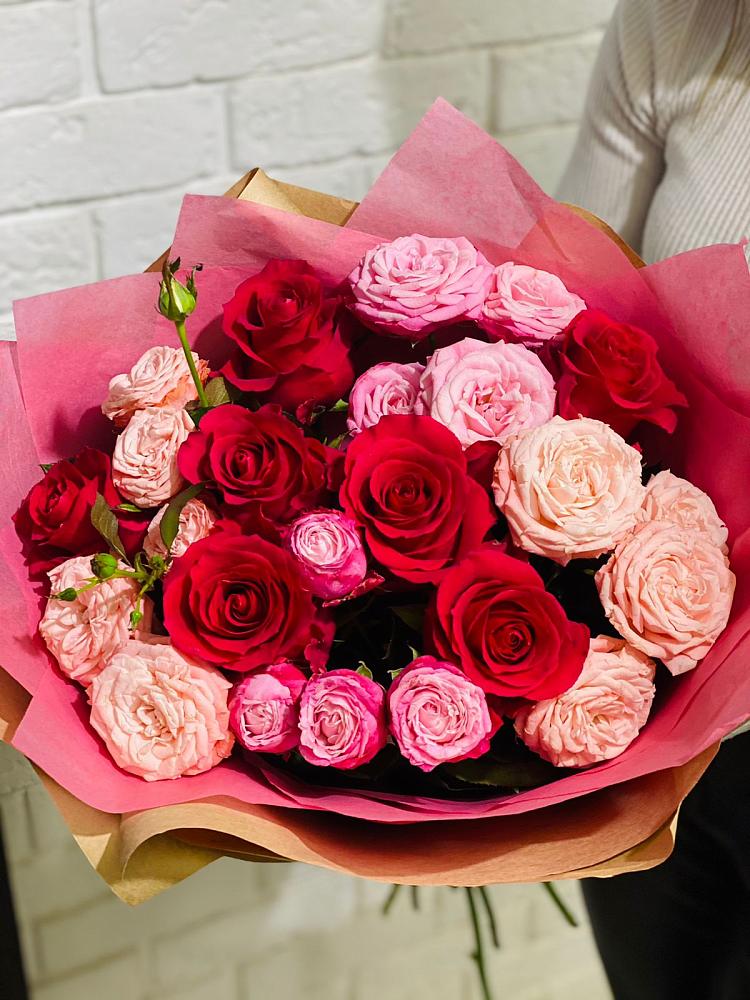 Букет цветов из: Розы в Новом Карачае