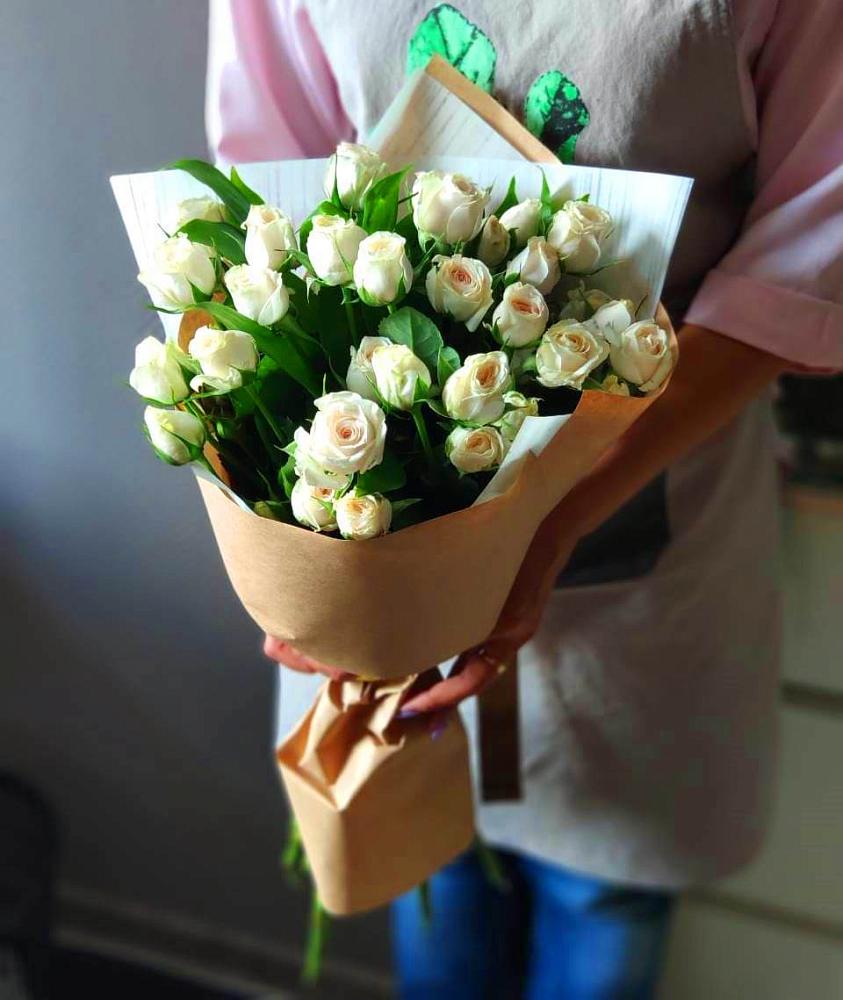 Букет цветов из: Розы в Новом Карачае