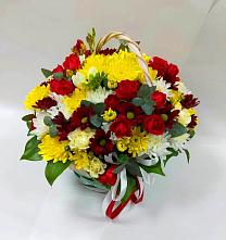 Цветочная композиция из Хризантемы и Розы в корзине в Новом Карачае
