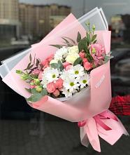 Букет цветов из:  Розы, Лизиантусы и Хризантемы в Новом Карачае