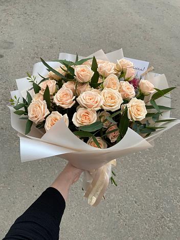 Букет Кремовые розы Латте в Новом Карачае