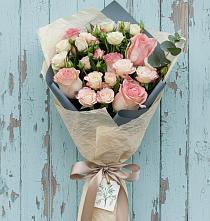 Букет цветов из:  Розы в Новом Карачае