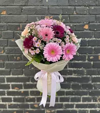 Букет цветов из:  Герберы и Хризантемы в Новом Карачае