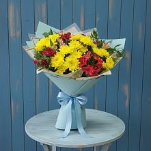 Букет цветов из:  Альстромерии и Хризантемы в Новом Карачае